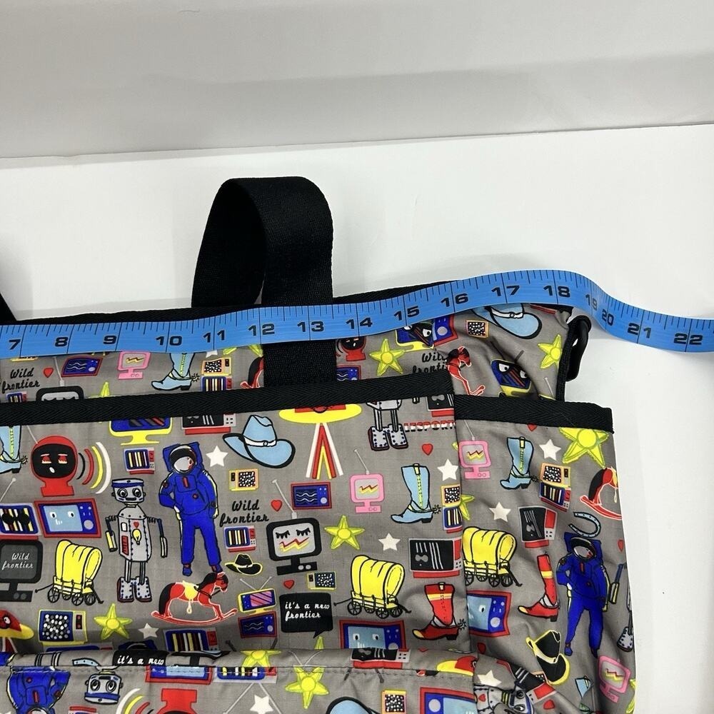 LeSportsac Ryan Baby Tote Diaper Bag Buckaroo HTF Rare With Changing Pad - Picture 12 of 16
